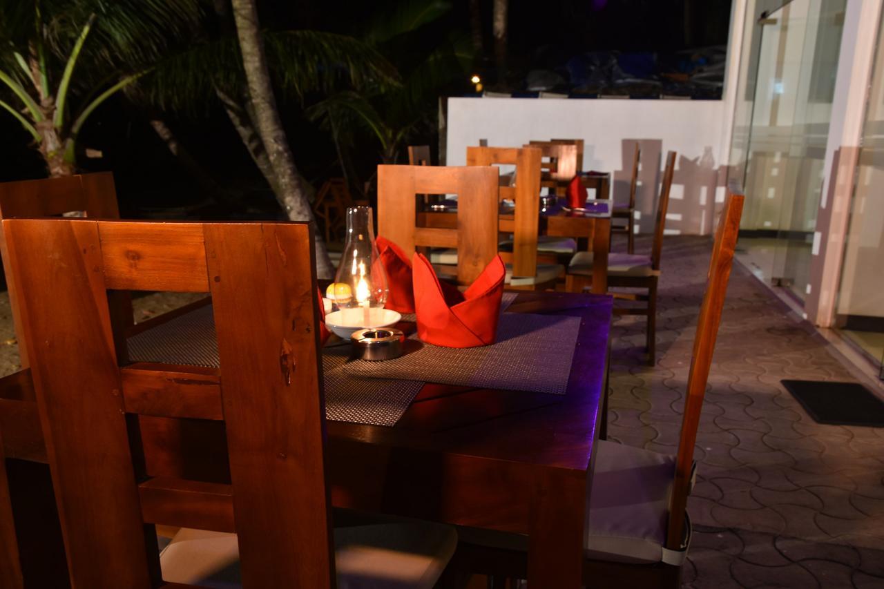 Lochana Beach Hotel Ettukala 外观 照片